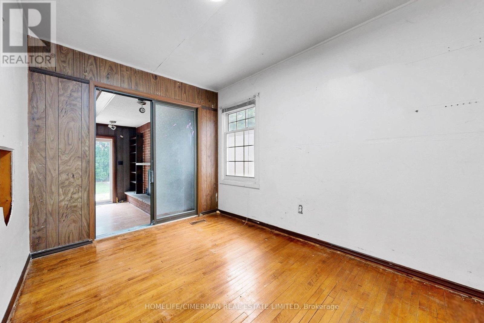 166 NORMANHURST AVENUE - 8