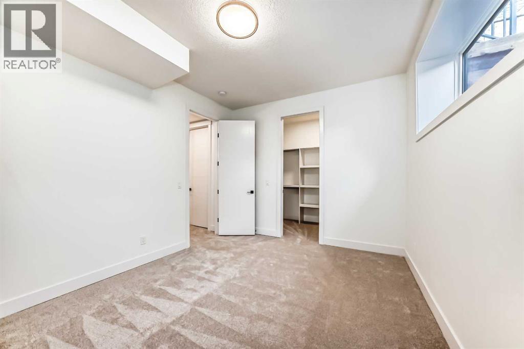414 32 Avenue NW — photo 28