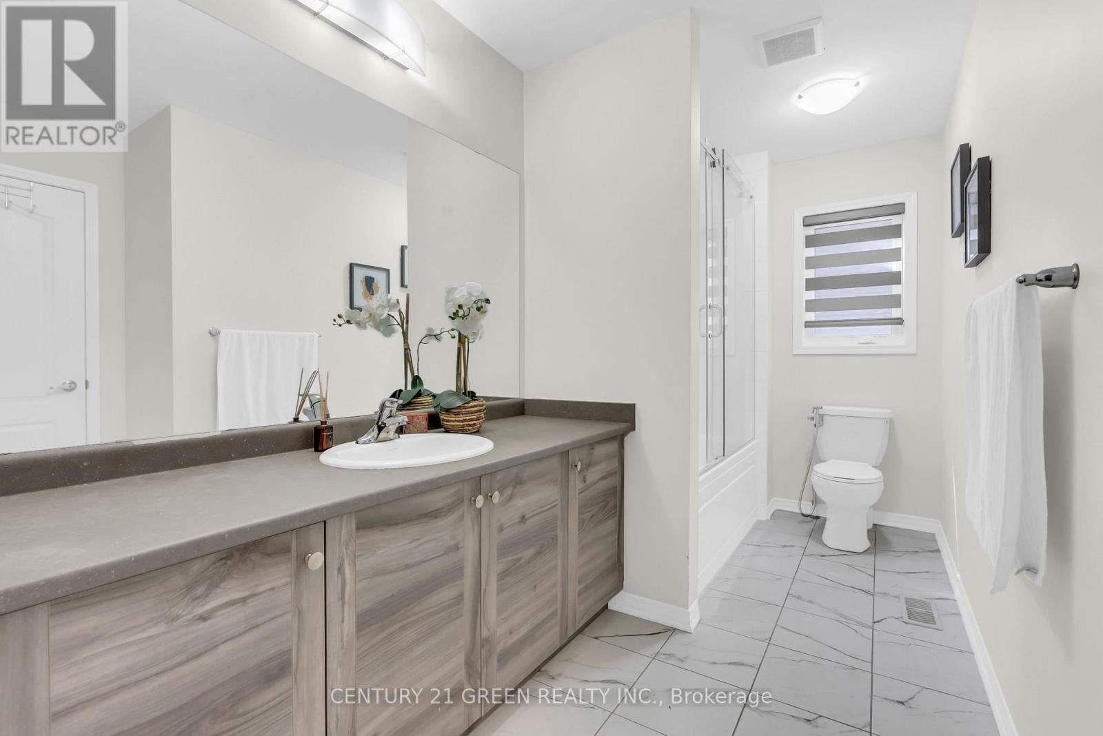 28 MAGDALENA STREET - 25