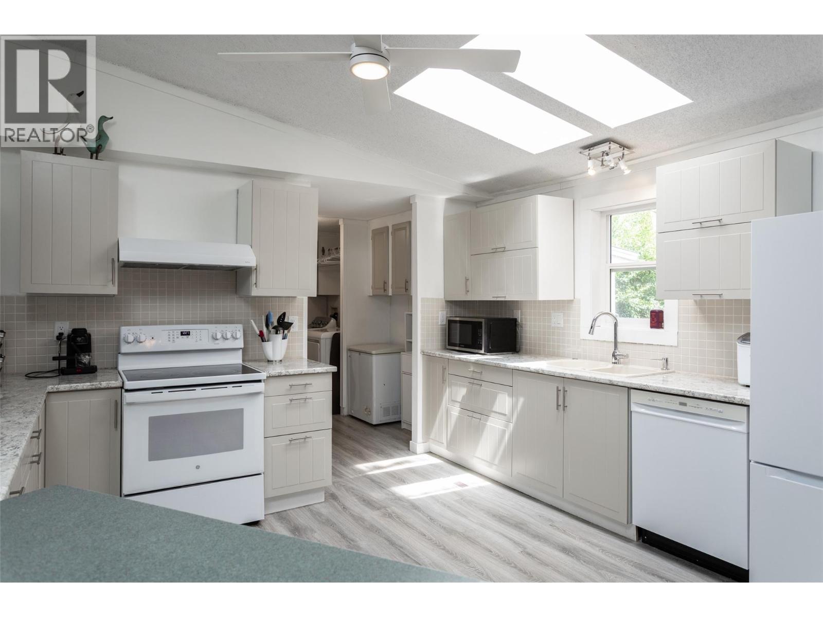 45 1881 Boucherie Road, West Kelowna