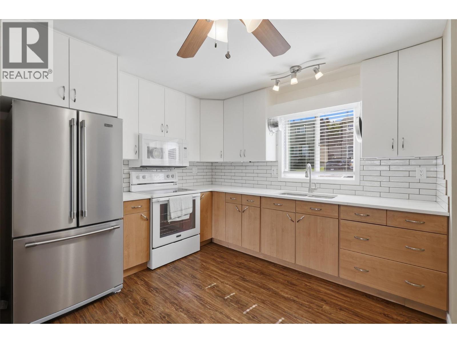 #35 1605 Summit Drive - 6
