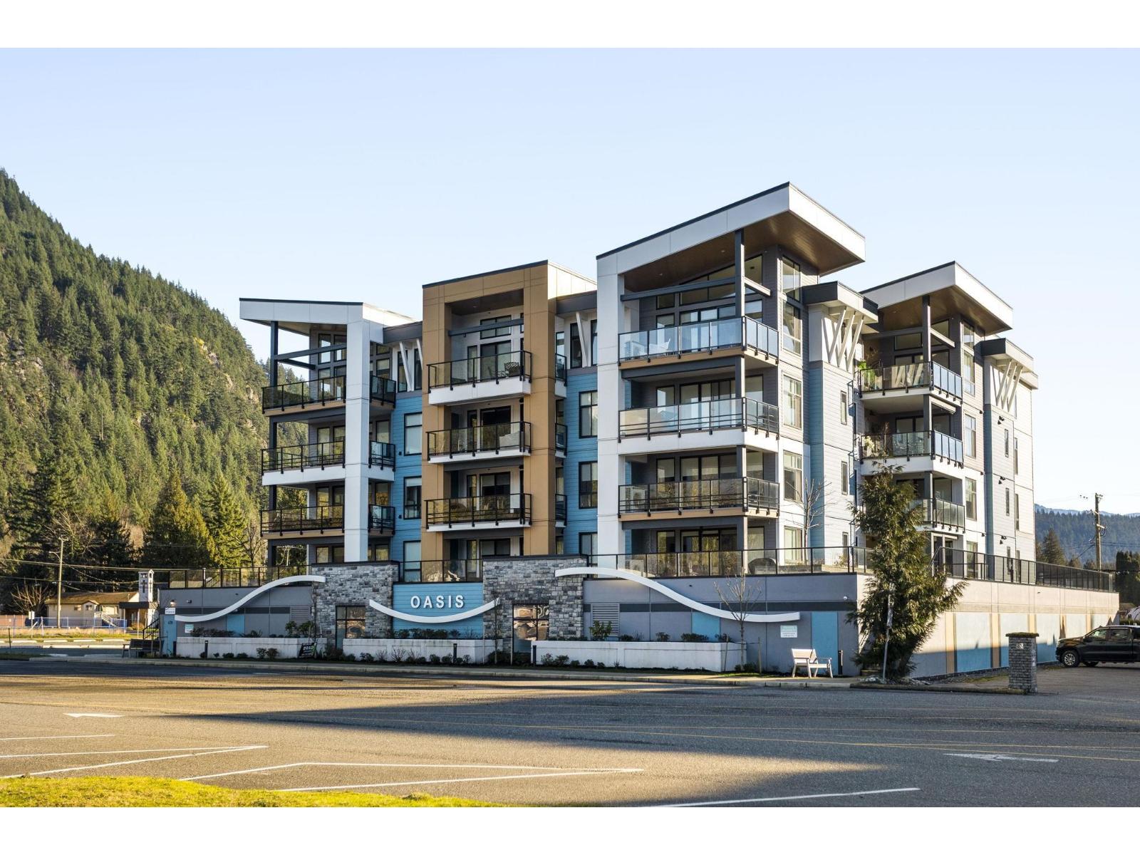 307 470 ESPLANADE AVENUE, Harrison Hot Springs, Harrison Hot Springs
