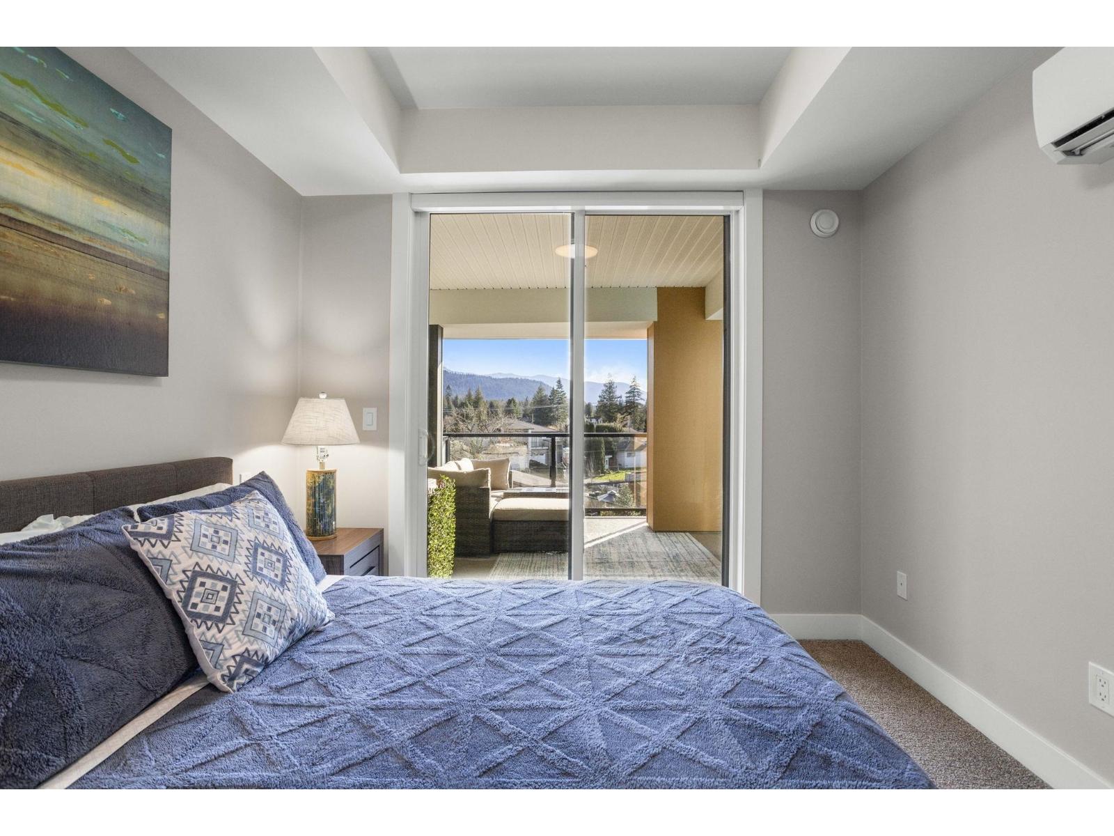 307 470 ESPLANADE AVENUE, Harrison Hot Springs, Harrison Hot Springs