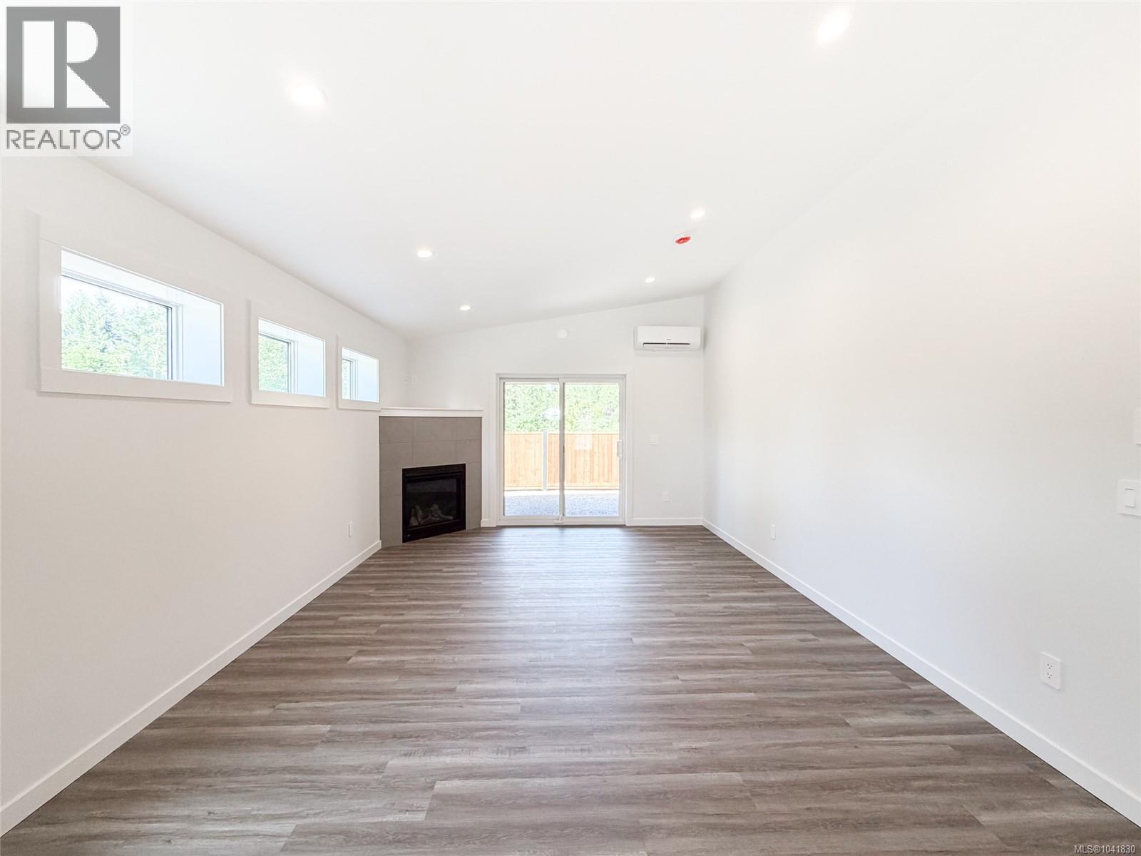 #15 3025 Royston Rd - 7