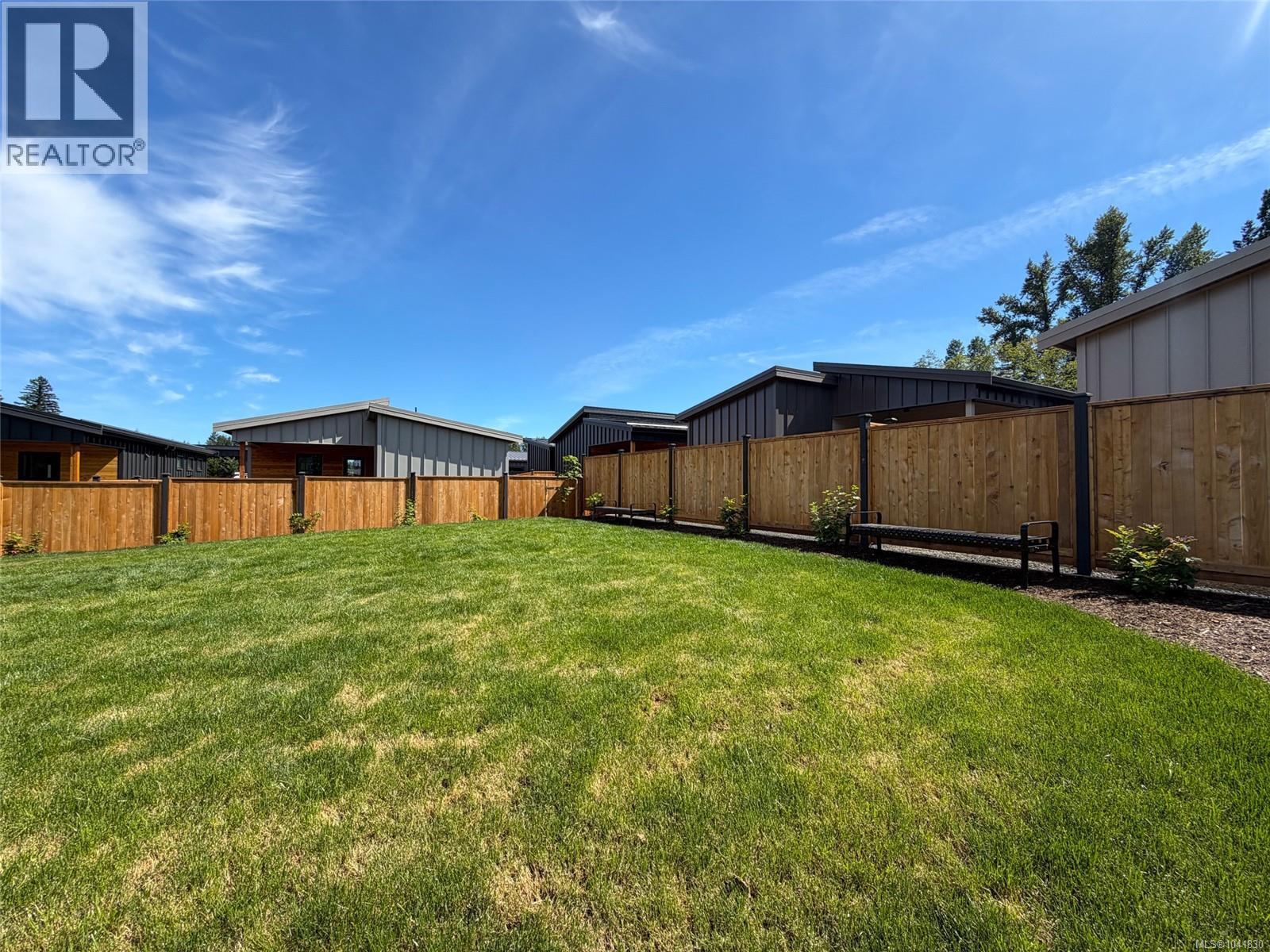 #15 3025 Royston Rd - 17