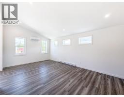 48 3025 Royston Rd — photo 4