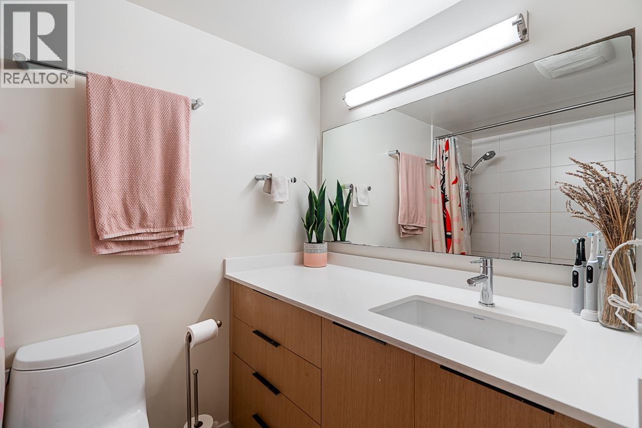 103 550 E 7TH AVENUE, Vancouver