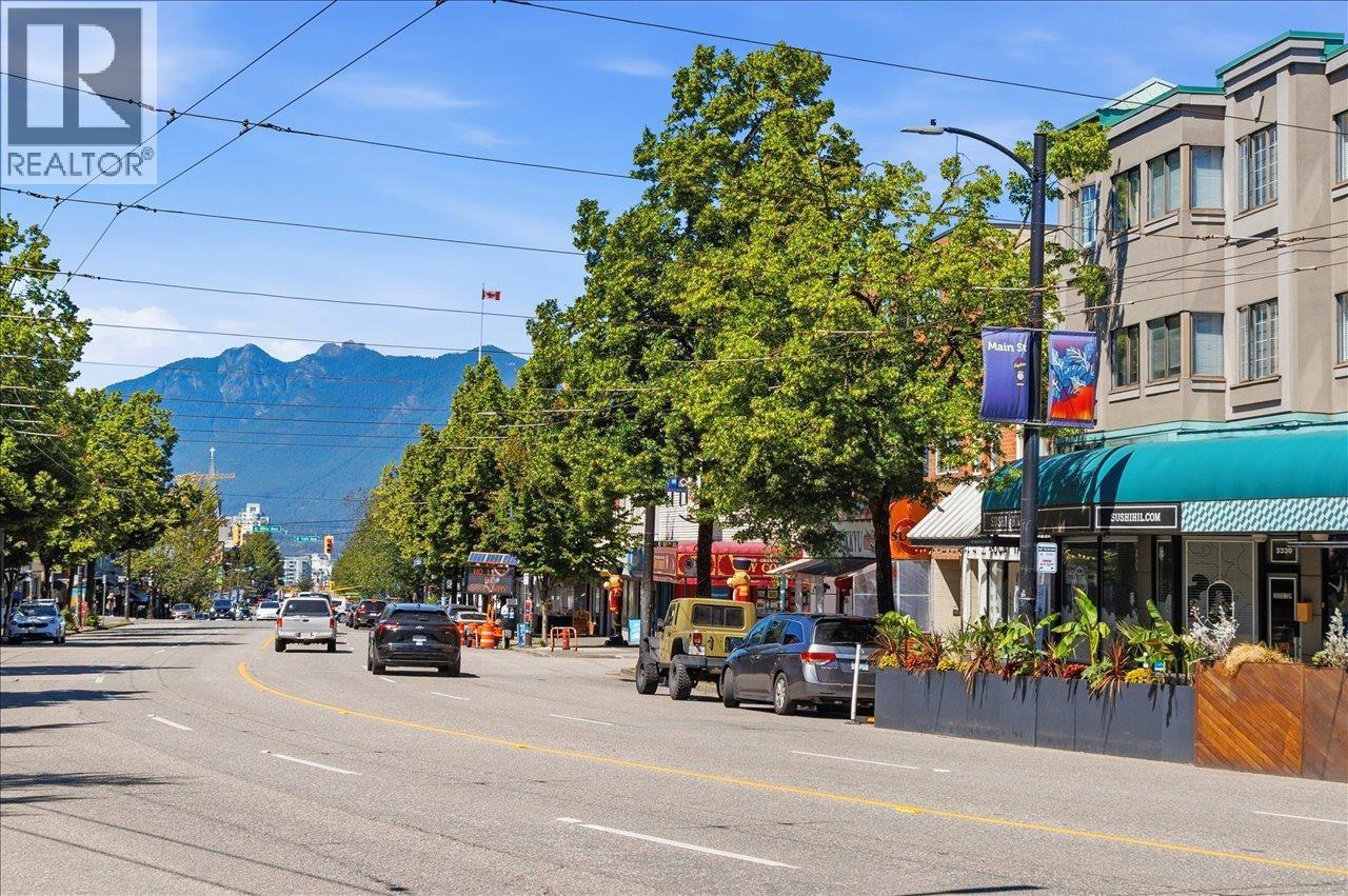 203 3368 MAIN STREET, Vancouver