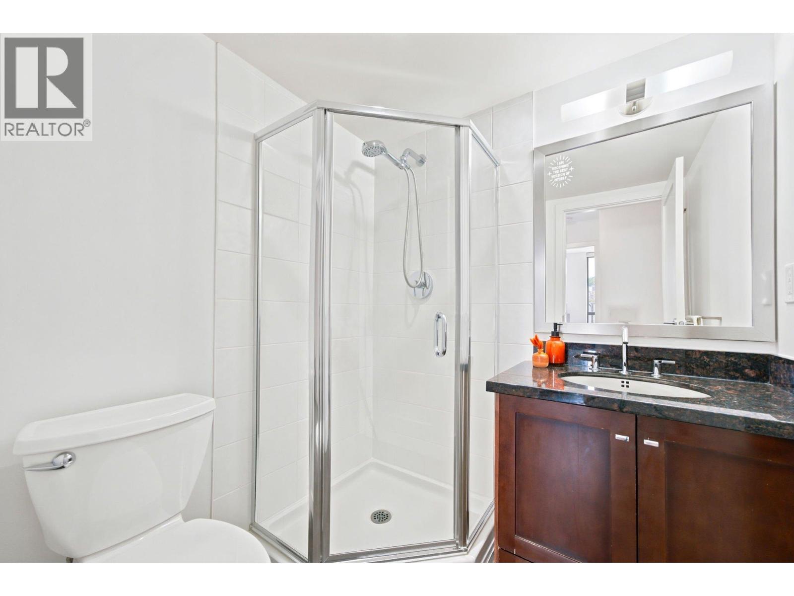 401 1 RENAISSANCE SQUARE, New Westminster