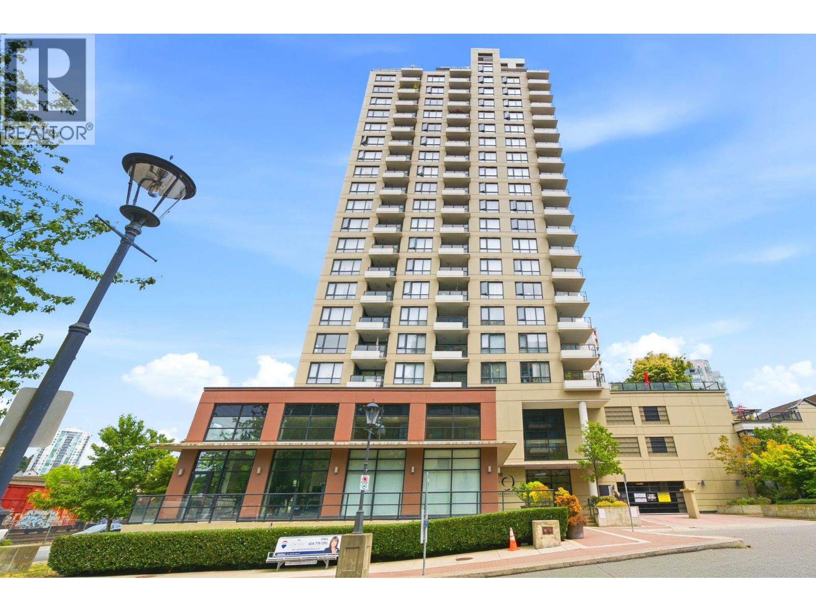 401 1 RENAISSANCE SQUARE, New Westminster