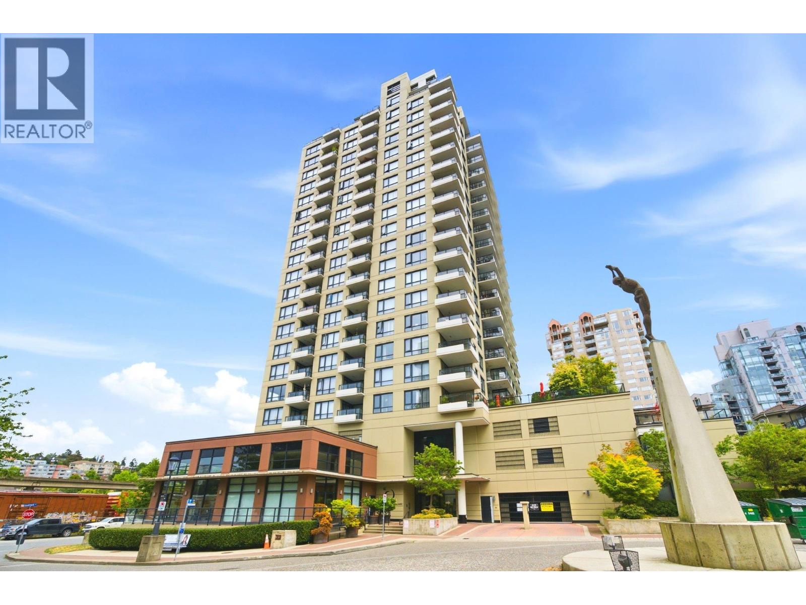 401 1 RENAISSANCE SQUARE, New Westminster
