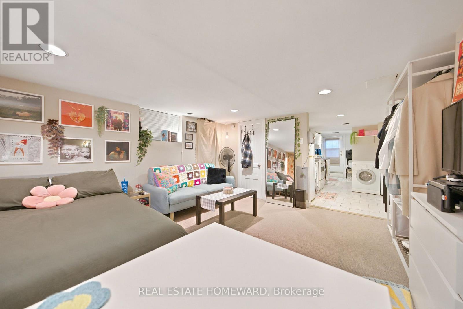 98 DRAYTON AVENUE - 28