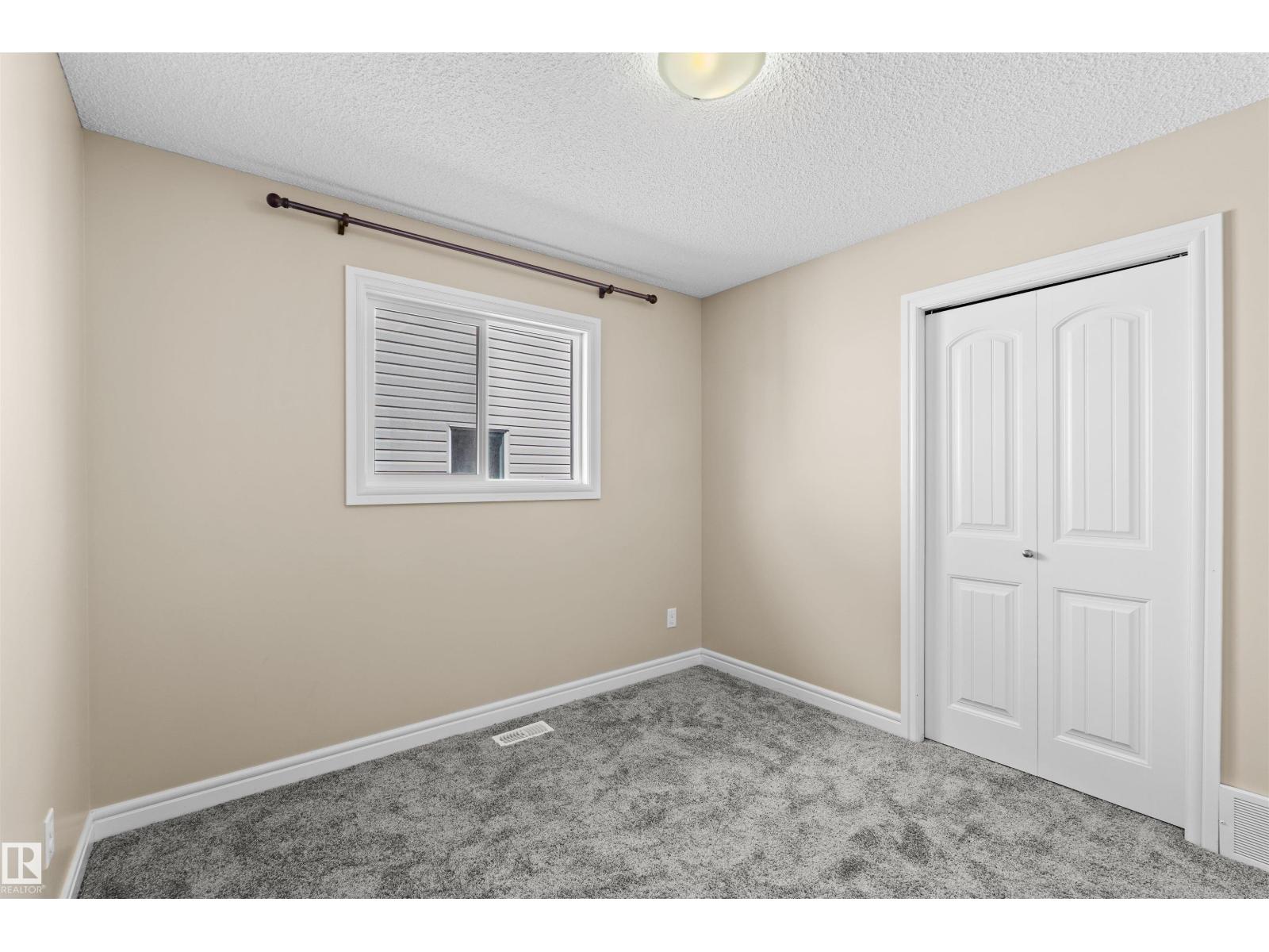 11711 16 Ave SW SW - 13