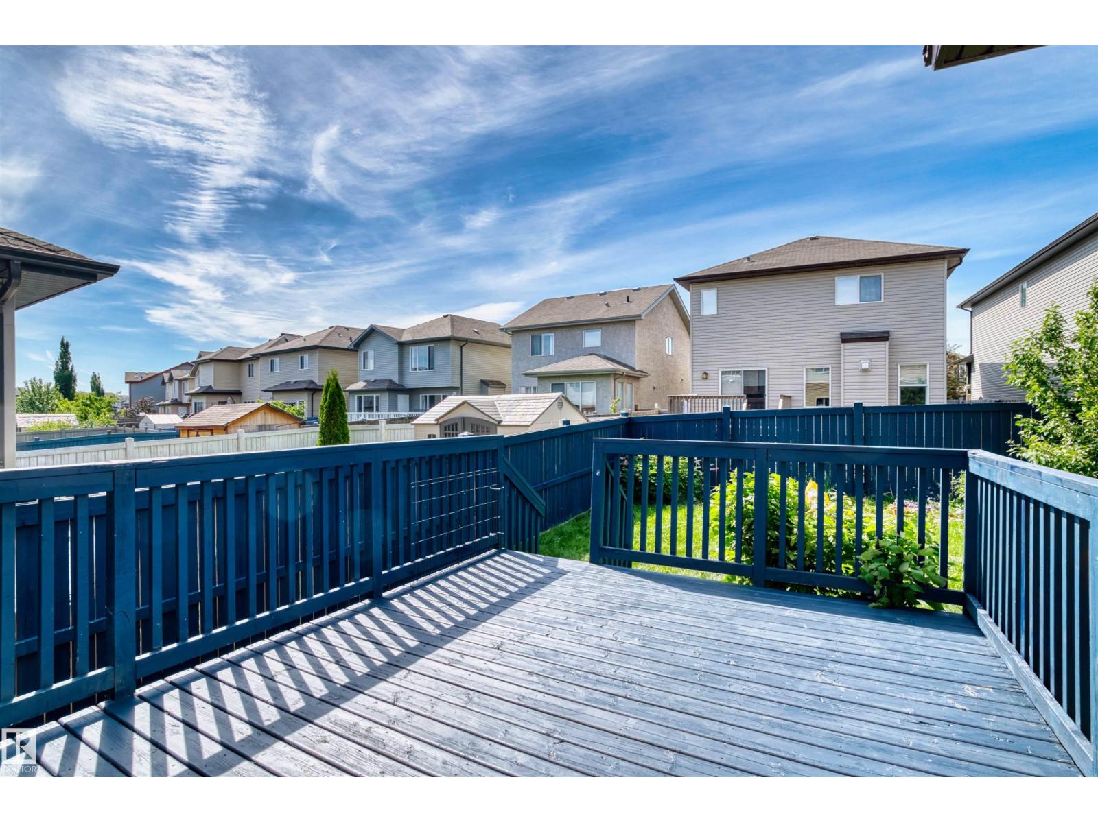 11711 16 Ave SW SW - 29