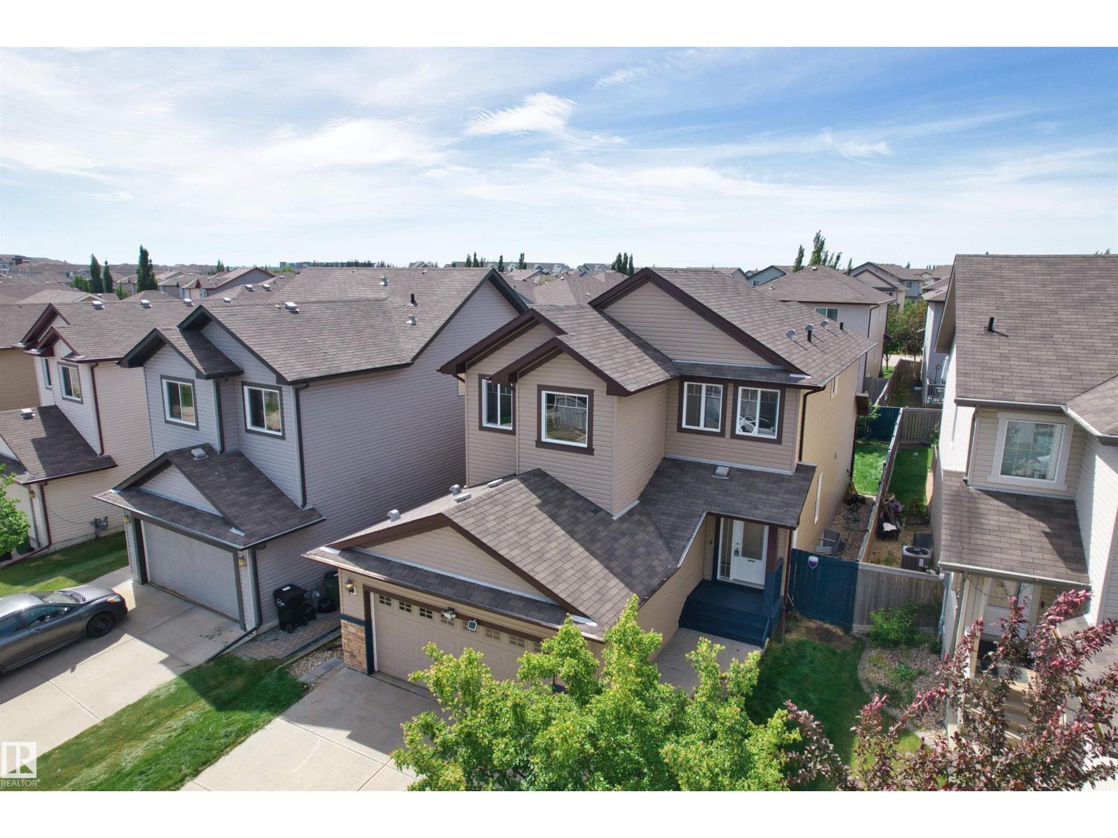 11711 16 Ave SW SW - 34