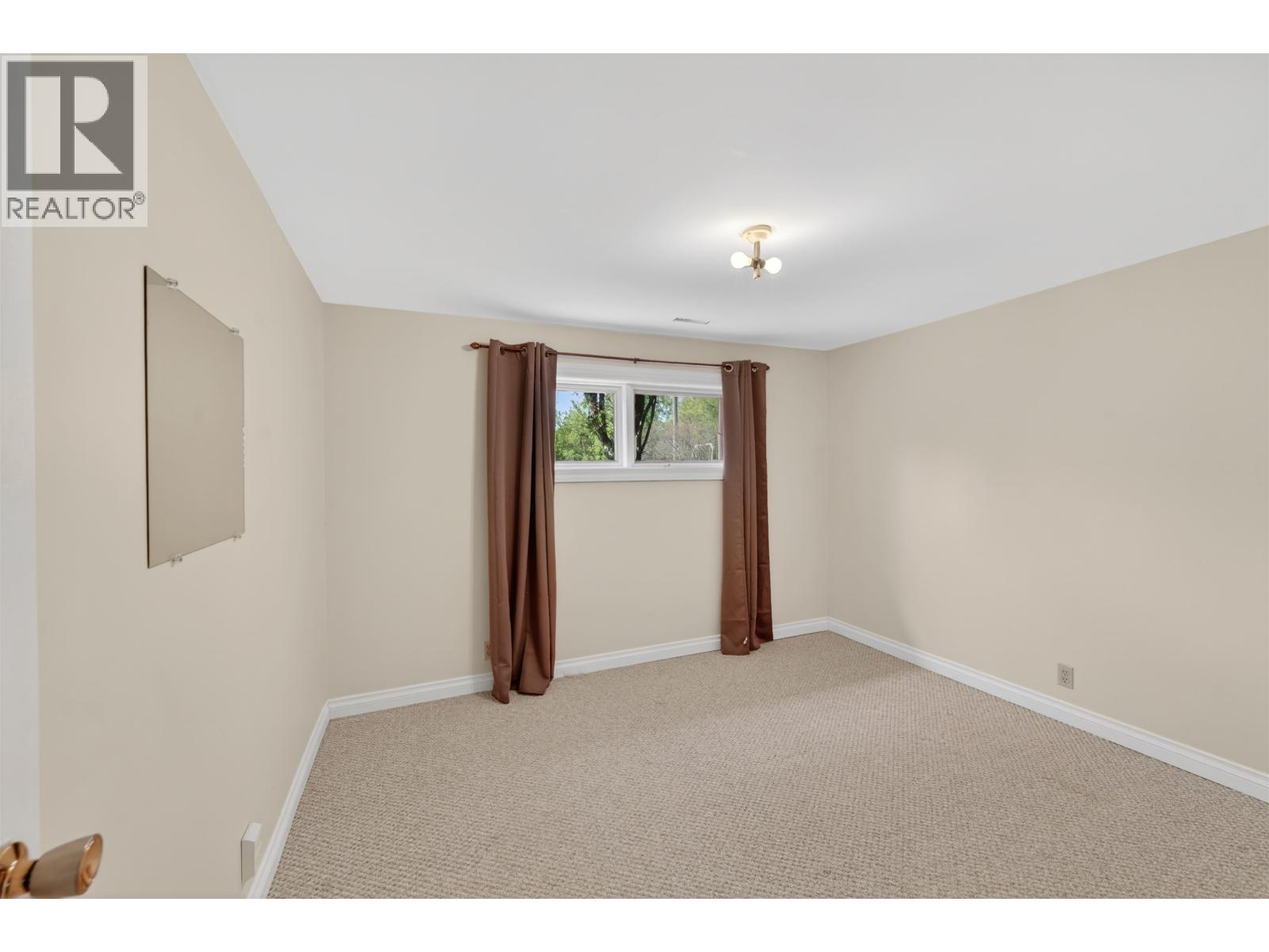 6179 AIRPORT ROAD - 11