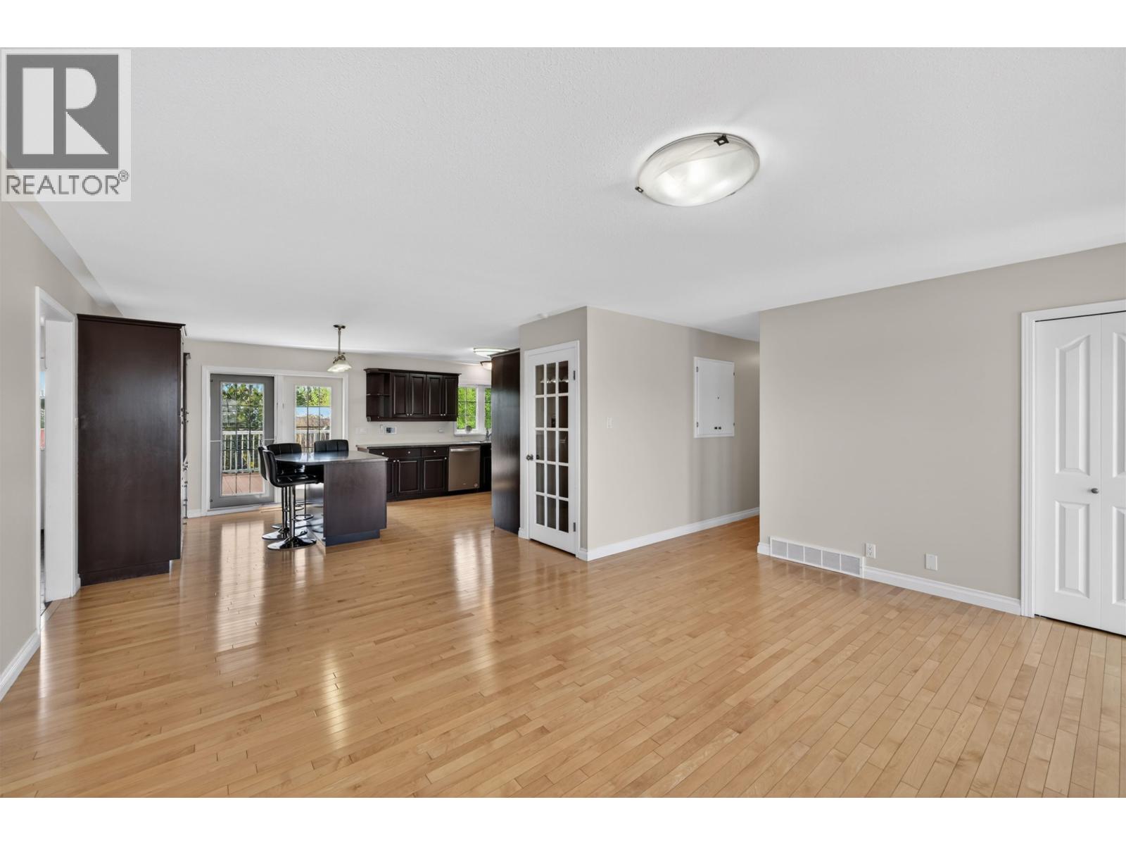 6179 AIRPORT ROAD - 4