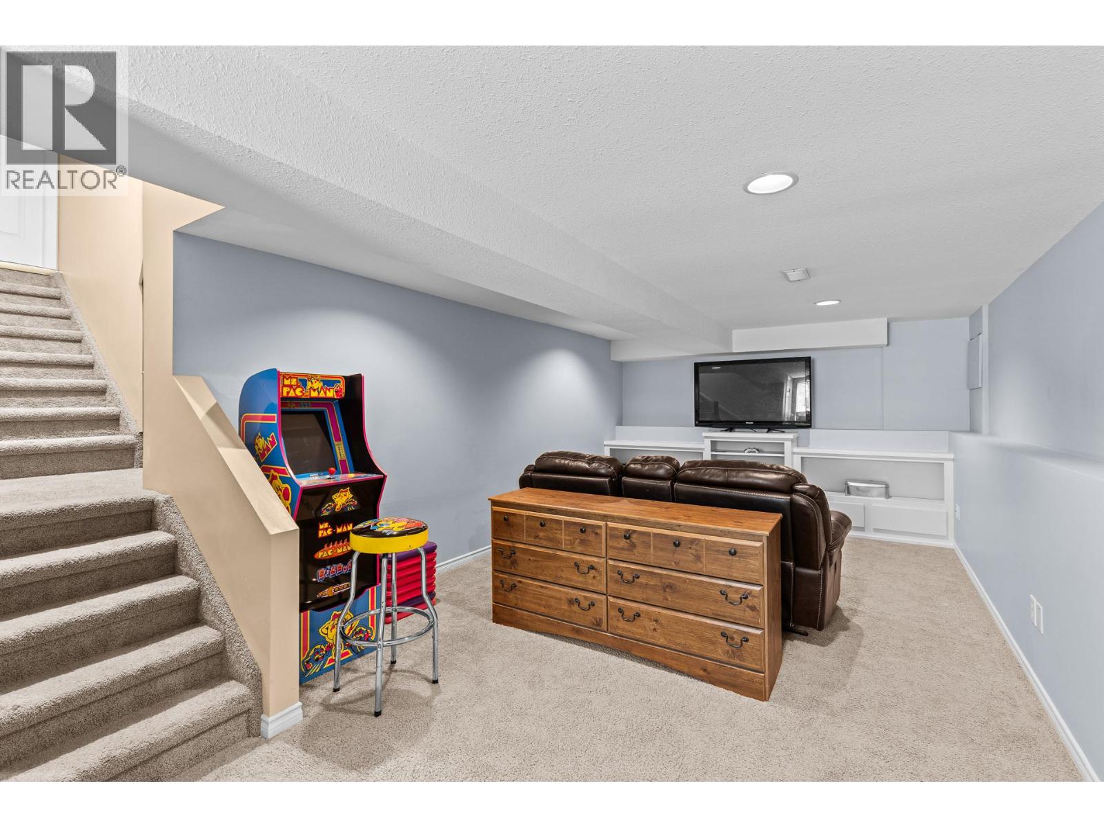  774 Nahanni Place, Kelowna