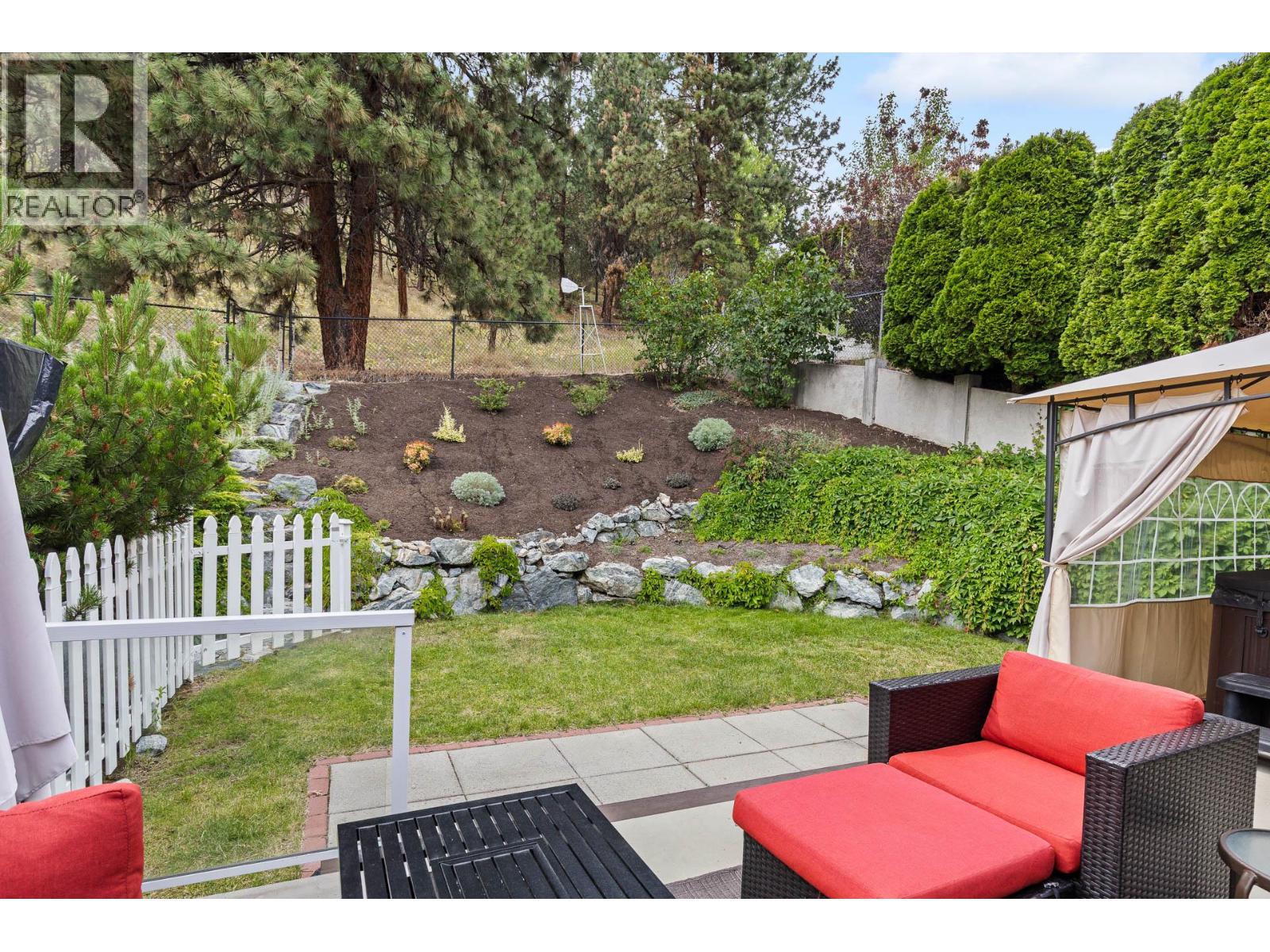  774 Nahanni Place, Kelowna