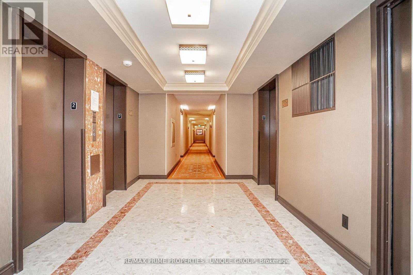 #209 33 WELDRICK ROAD E - 7