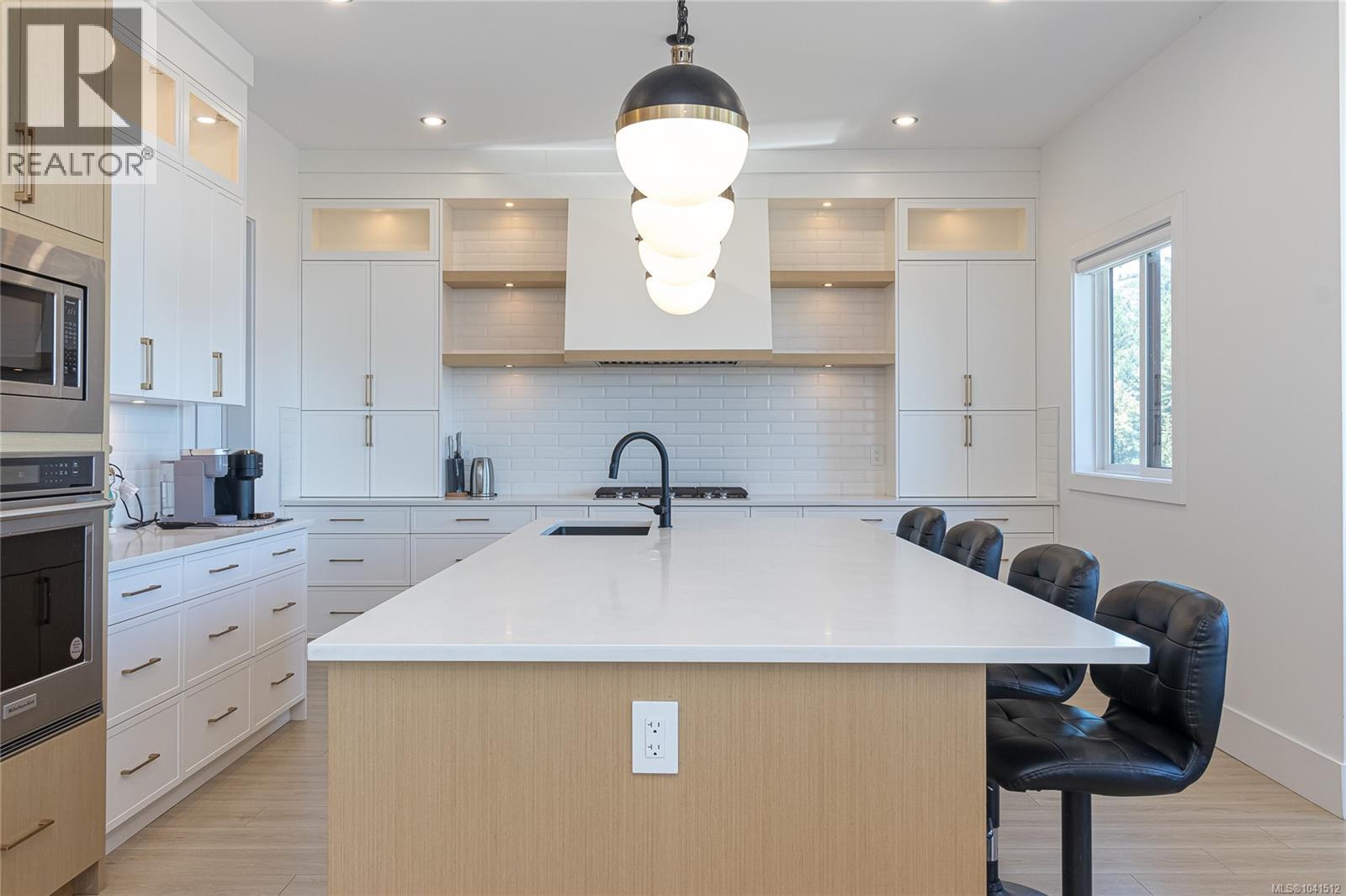 3460 Caldera Crt - 2