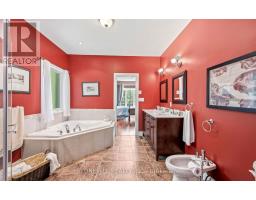 868 Eastdale Drive, Wasaga Beach, ON L9Z2R2 Photo 20