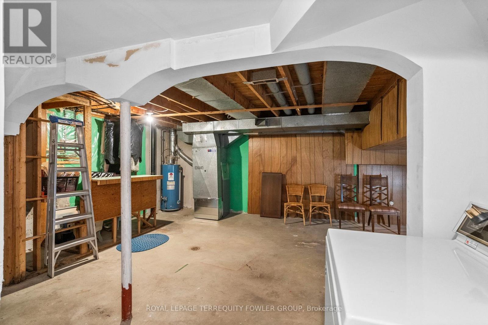 #224 260 JOHN GARLAND BOULEVARD - 38