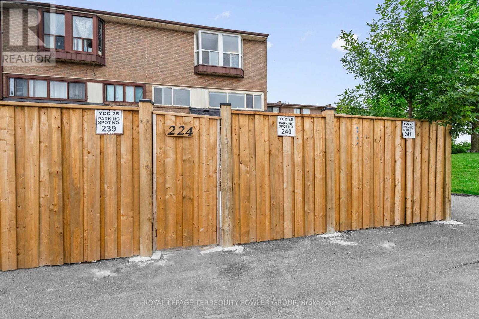#224 260 JOHN GARLAND BOULEVARD - 45