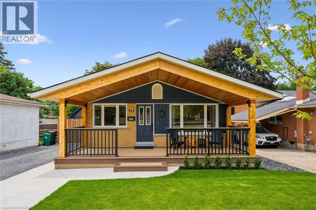223 CARTER Avenue - 2