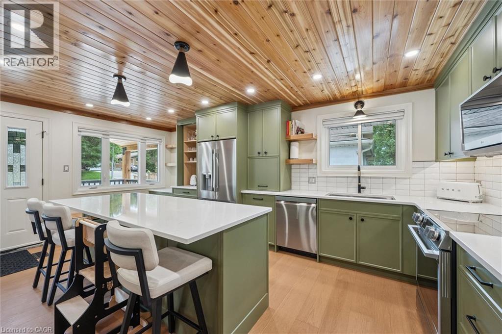 223 CARTER Avenue - 13