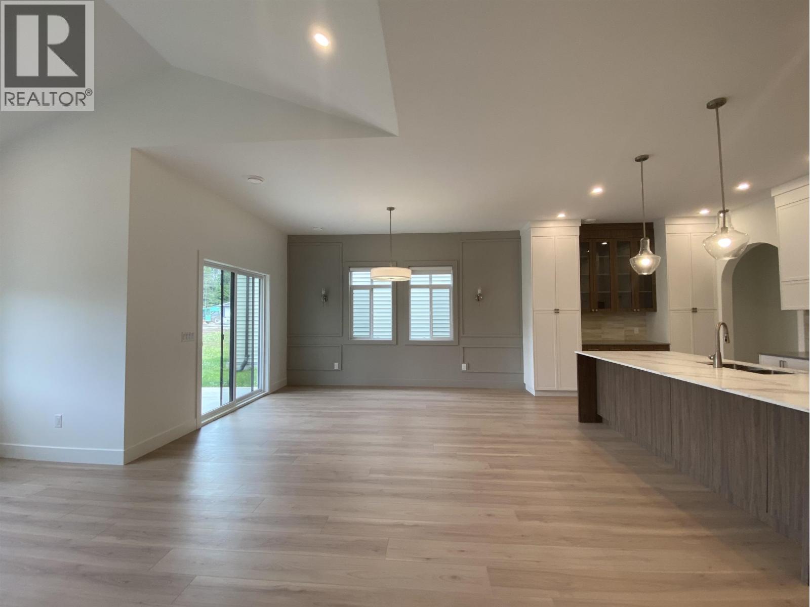 4004 NASH DRIVE - 7