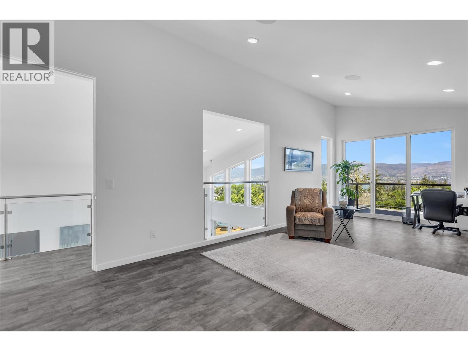  458 Cavell Place, Kelowna