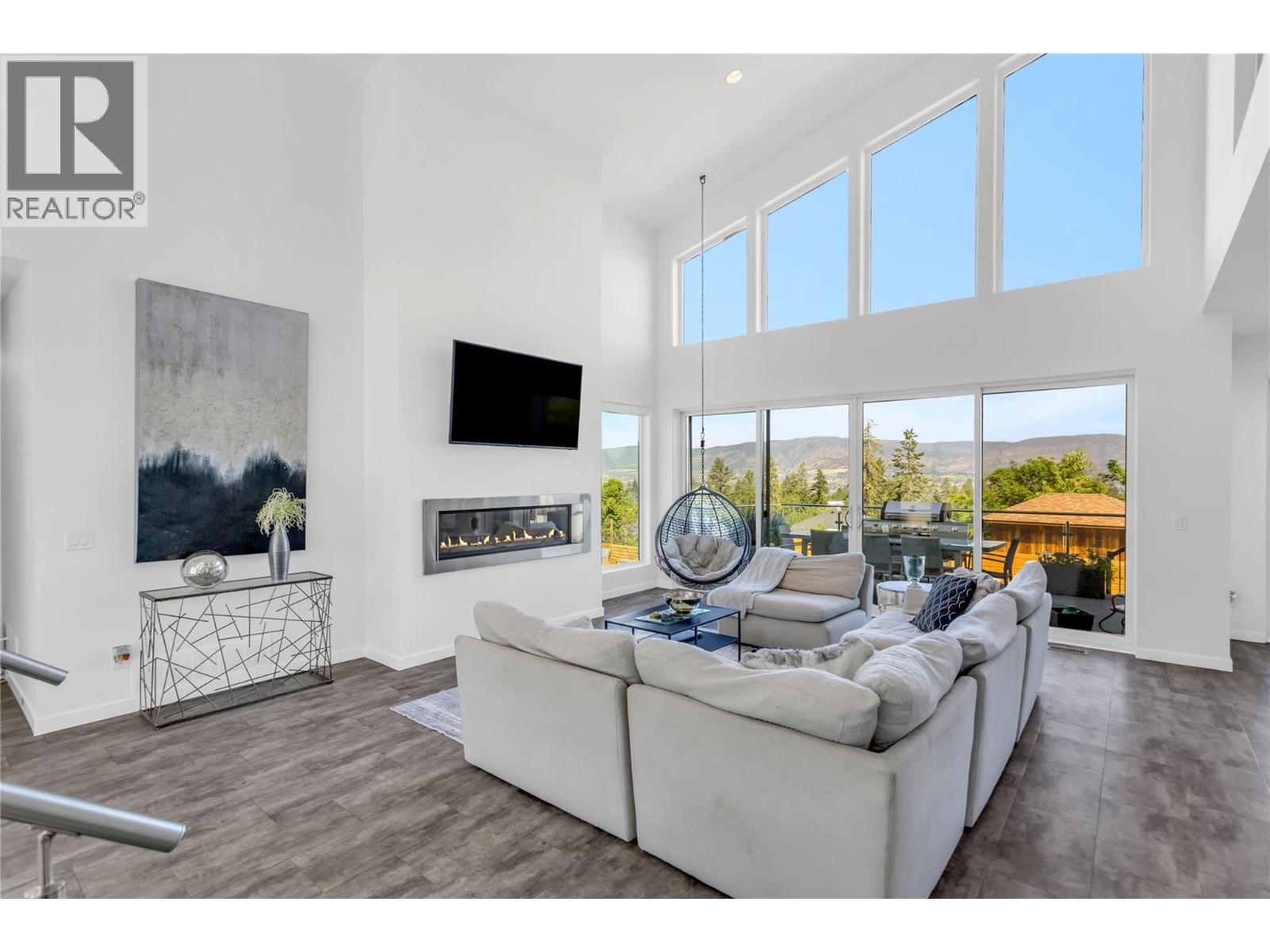  458 Cavell Place, Kelowna