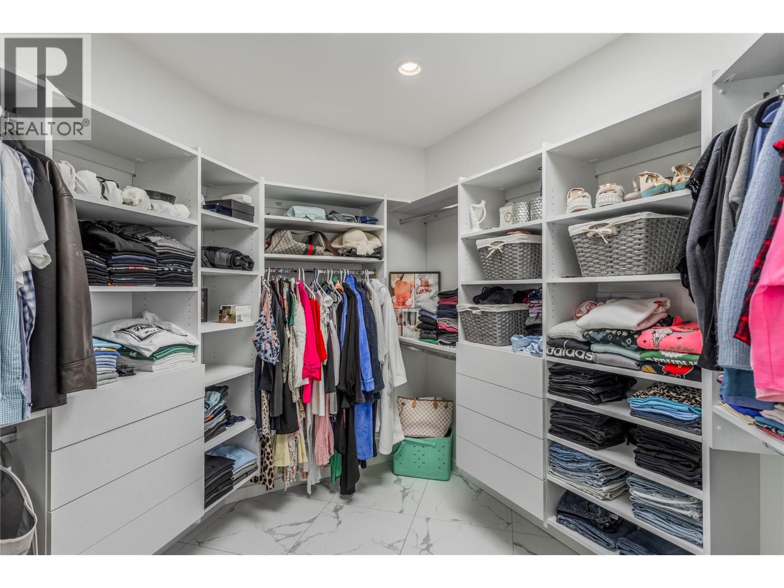  458 Cavell Place, Kelowna