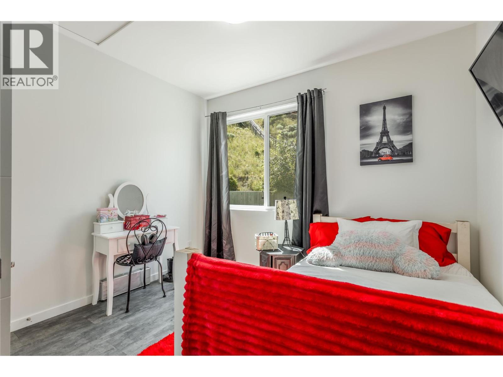  458 Cavell Place, Kelowna