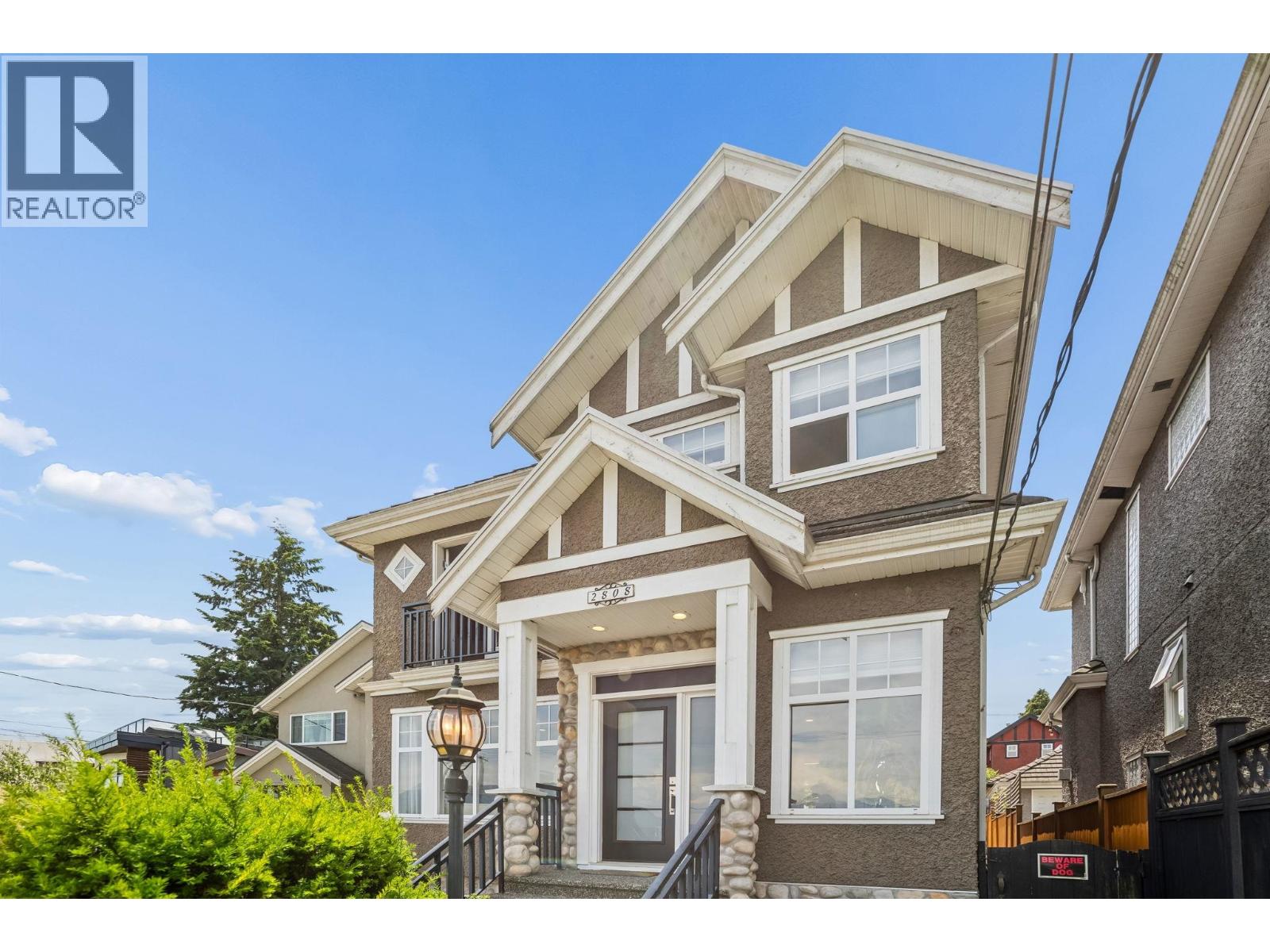 2808 WALL STREET, Vancouver