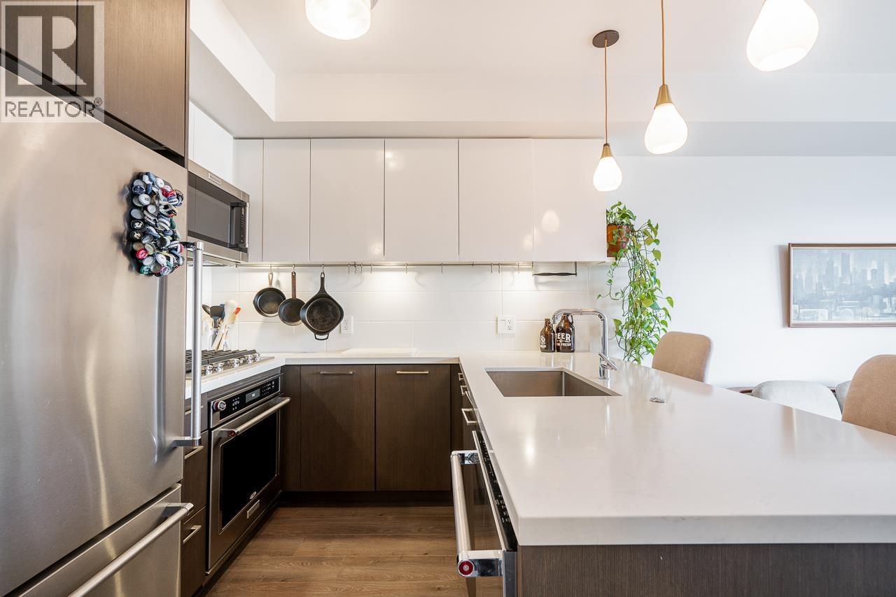 708 384 E 1ST AVENUE, Vancouver