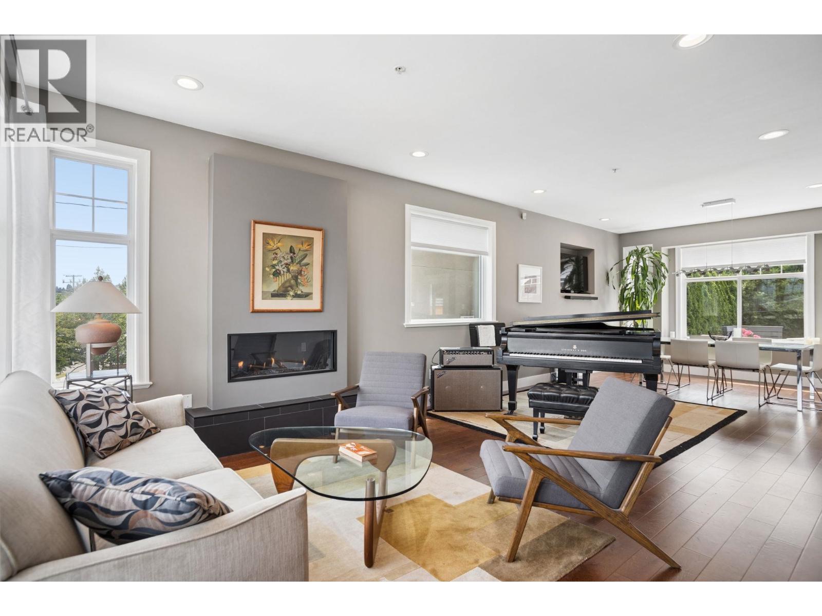 2808 WALL STREET, Vancouver