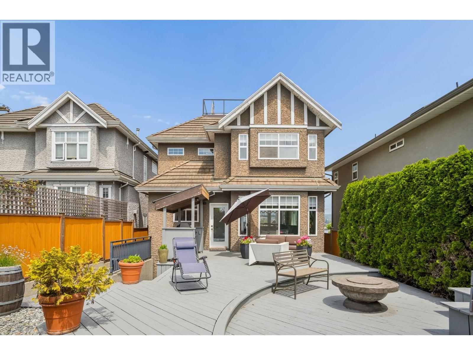 2808 WALL STREET, Vancouver