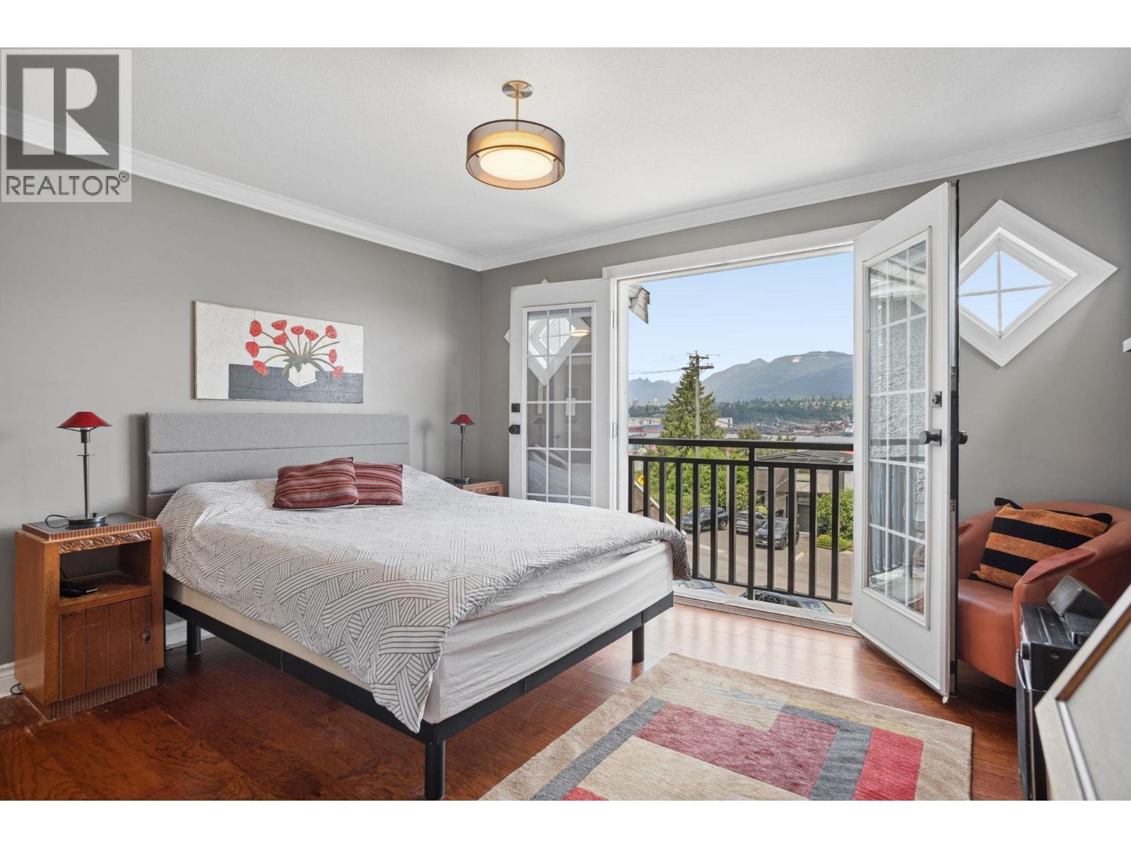 2808 WALL STREET, Vancouver