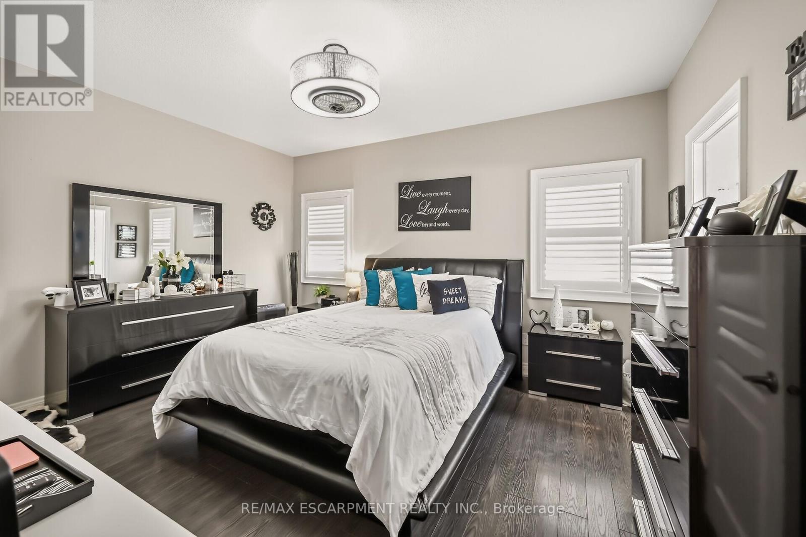 8165 TWENTY ROAD E - 19
