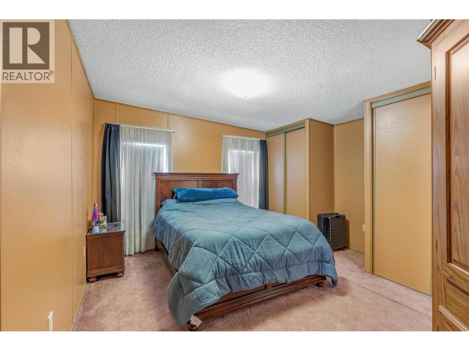 Photo 26 of 33 — 4043 ESTAVILLA DRIVE · Prince George, BC