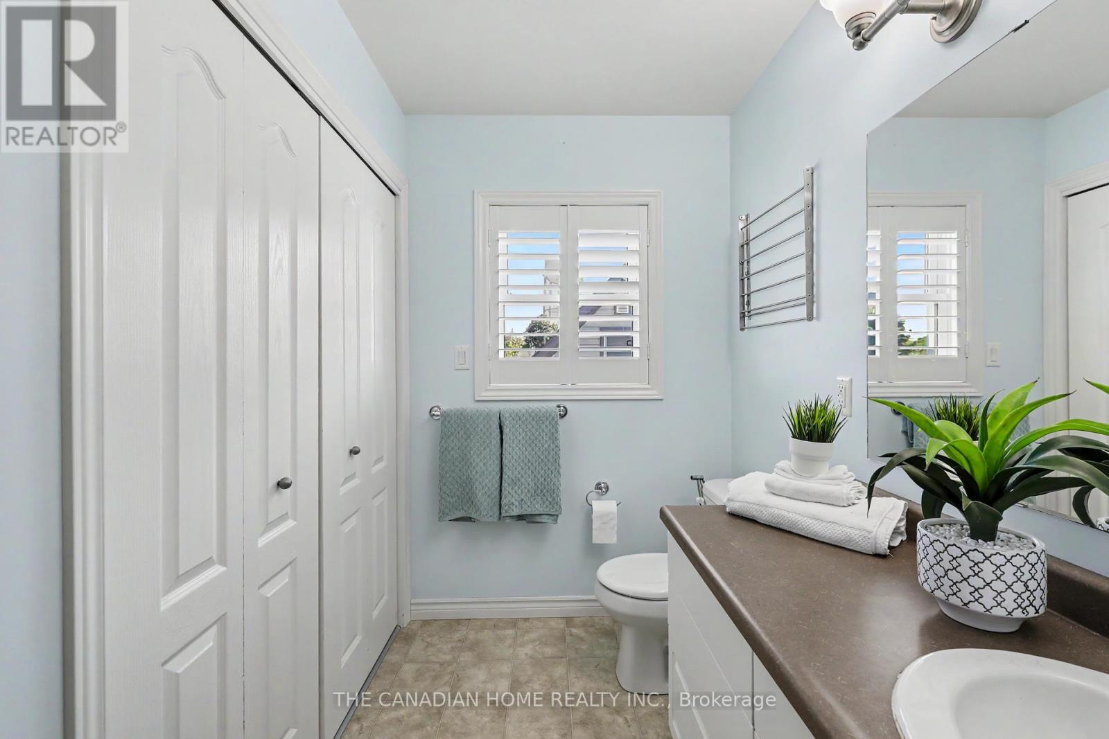 219 PICTON STREET E - 19