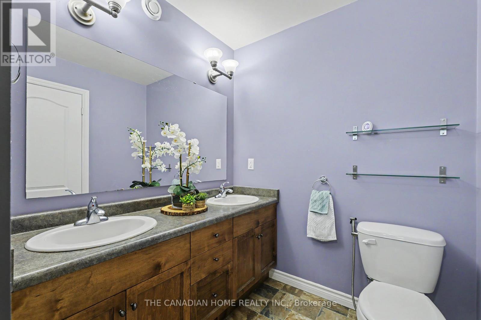 219 PICTON STREET E - 24