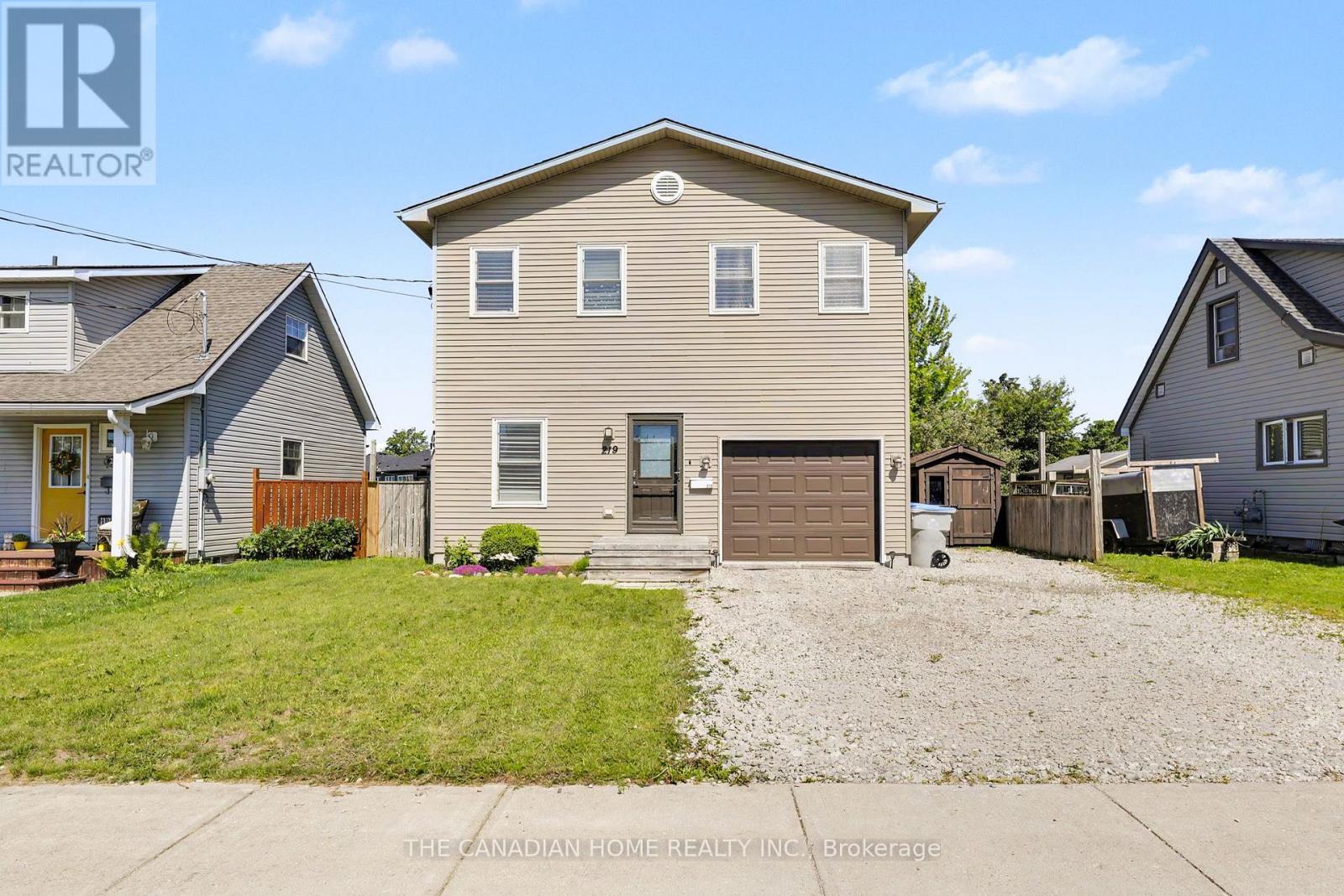 219 PICTON STREET E - 3