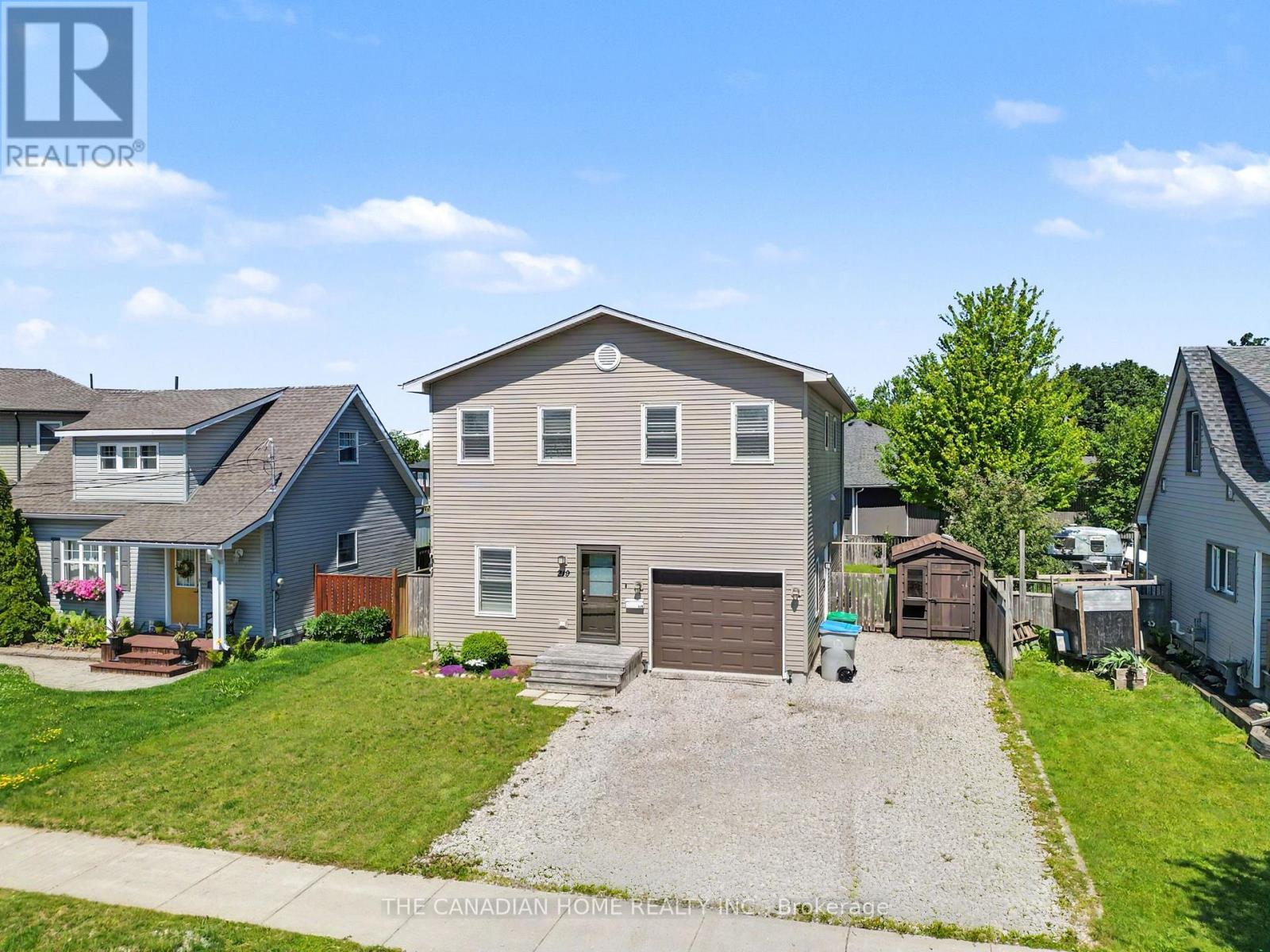 219 PICTON STREET E - 37