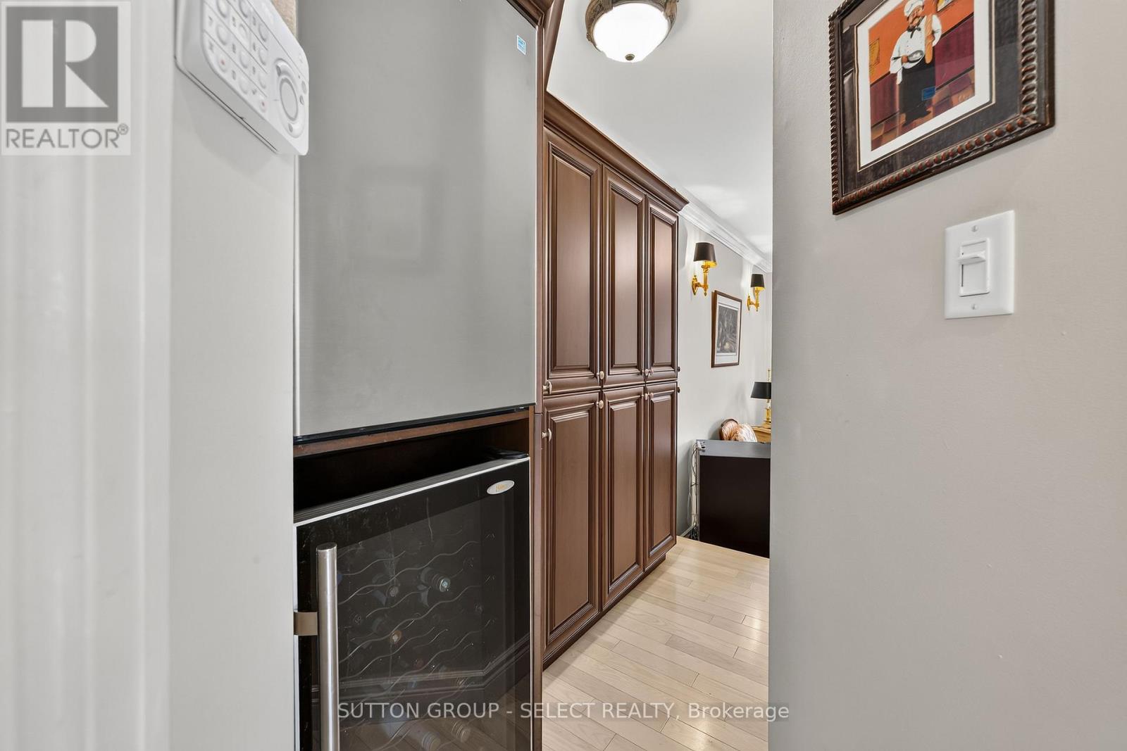 #14 152 ALBERT STREET - 14
