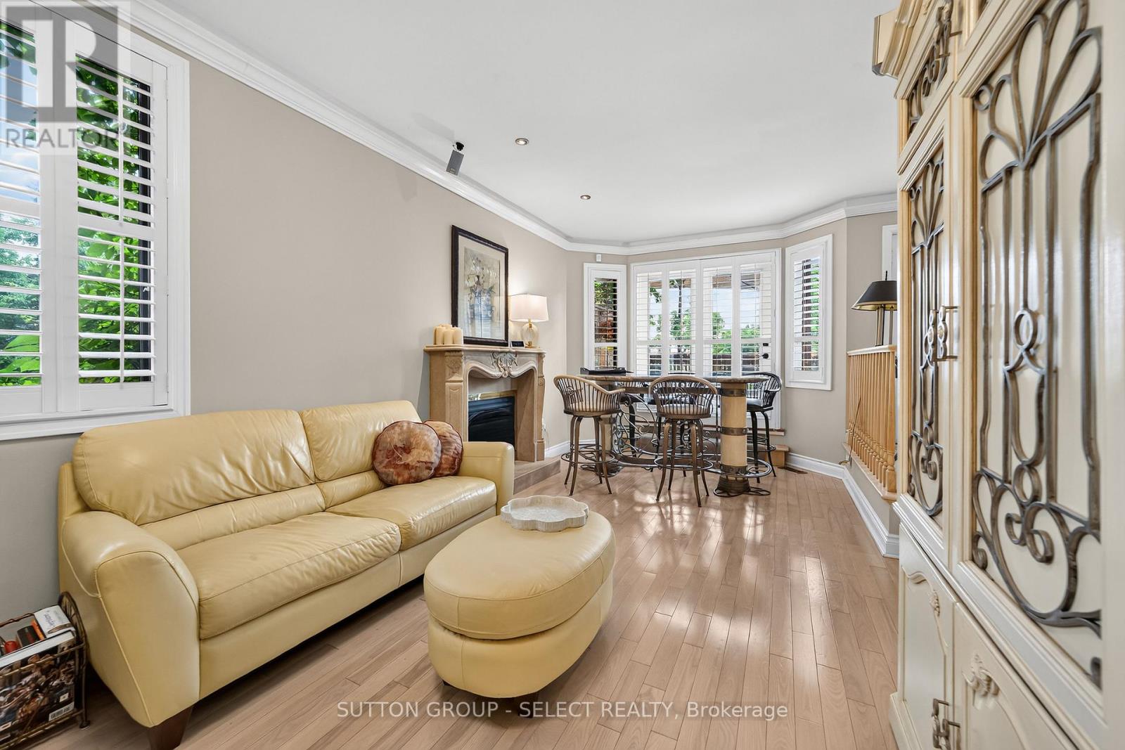 #14 152 ALBERT STREET - 15