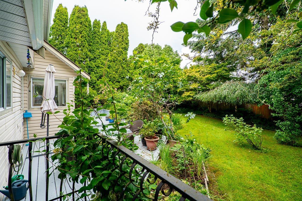 954 160B STREET, Surrey