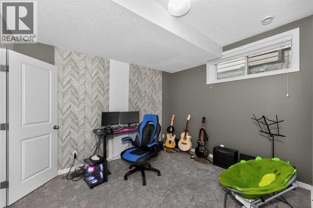 158 Masters Point SE - 44